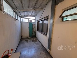Departamento 3 ambientes con patio y lavadero en San Telmo - Alquiler temporario