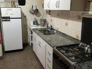 Foto 7 de Departamento y local en VENTA Y ALQUILER sobre Alem al 1200- Monte Grande