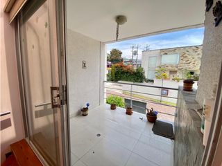 Foto 10 de Casa en Renta en el Centro de Cumbayá  - TT