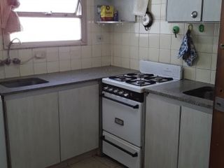 Venta Departamento 4 Amb con Dependencia en Caballito