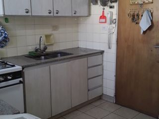 Venta Departamento 4 Amb con Dependencia en Caballito