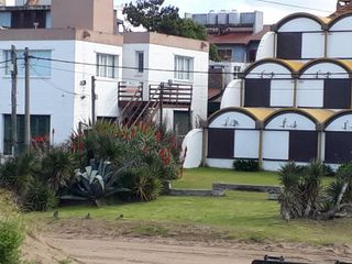 Foto 4 de DEPARTAMENTO DE 3 AMBIENTES FRENTE AL MAR