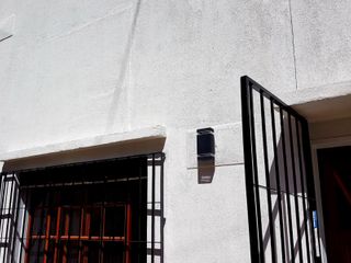 Foto 2 de Venta casa 5 Ambientes. Patio. Liniers