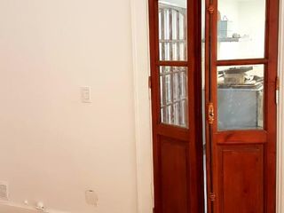 Foto 12 de Venta casa 5 Ambientes. Patio. Liniers