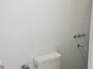 Foto 8 de Venta casa 5 Ambientes. Patio. Liniers