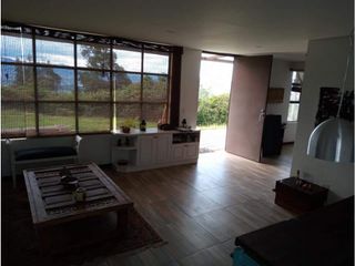 SE VENDE HERMOSA CASA LOTE EN NEMOCON