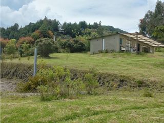 SE VENDE HERMOSA CASA LOTE EN NEMOCON