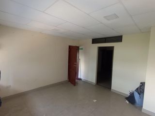 Foto 7 de AMPLIA OFICINA EN VENTA CENTRO DE GUAYAQUIL (RS)