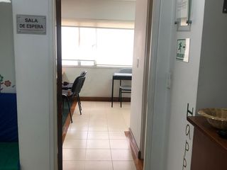 Foto 5 de oficina en venta en el lago. Cod V51823