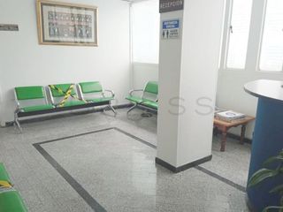 Foto 2 de consultorio en venta en marly. Cod V5202