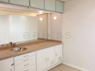 Foto 6 de consultorio en venta en marly. Cod V5202
