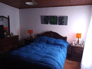 Casa en venta - 5 Dormitorios 5 Baños - Cochera - 300Mts2 - La Falda, Córdoba