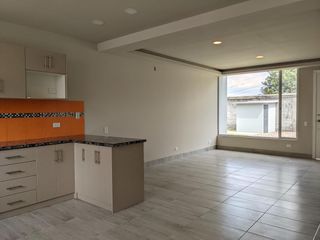Alquiler linda casa por estrenar, Urbanización privada, Nayón - Tanda, Sector Rancho San Francisco