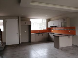 Foto 8 de Alquiler linda casa por estrenar, Urbanización privada, Nayón - Tanda, Sector Rancho San Francisco