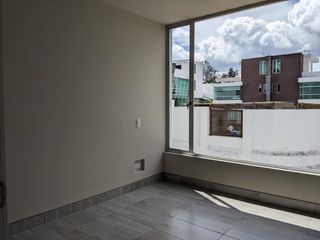 Foto 15 de Alquiler linda casa por estrenar, Urbanización privada, Nayón - Tanda, Sector Rancho San Francisco
