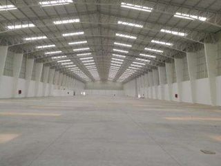 Foto 1 de ARRIENDO BODEGAS INDUSTRIALES 1000M2, 2000M2, 3000M2, HASTA 12000M2 EN PIFO