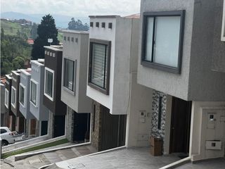 casas en venta con crédito vip en monay Ricaurte misicata baños