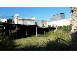 Foto 8 de EXCELENTE LOTE DE 320M2 A 50 METROS DE AV J. M. DE ROSAS