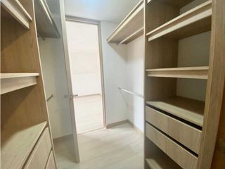 Apartamento para arrendar en Envigado sector camino verde