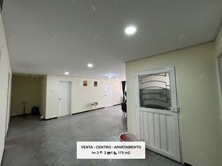 Foto 8 de apartamento en venta en centro. Cod V4747