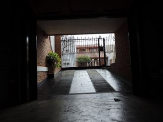 Foto 6 de Excelente Casa de 5 Amb, Garage, Parque, Quincho