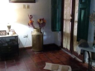 Casa en venta - 3 Dormitorios  5 Baños - Cochera - 6062Mts2 - Magdalena