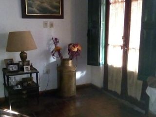 Casa en venta - 3 Dormitorios  5 Baños - Cochera - 6062Mts2 - Magdalena