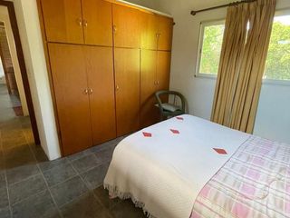 VENTA ESPECTACULAR CASA EN FUNES. 3 DORMITORIOS. PARQUE Y PISCINA. GARITA 14