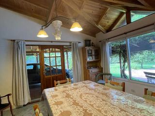 VENTA ESPECTACULAR CASA EN FUNES. 3 DORMITORIOS. PARQUE Y PISCINA. GARITA 14