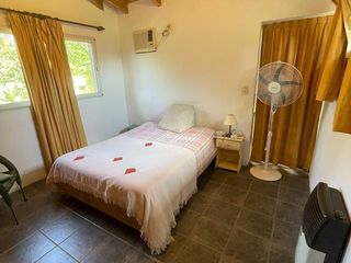 VENTA ESPECTACULAR CASA EN FUNES. 3 DORMITORIOS. PARQUE Y PISCINA. GARITA 14