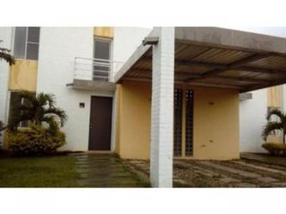 Foto 1 de casa en arriendo en el castillo. Cod A1987