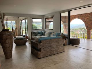 Foto 18 de VENTA de CASAS en SILVANIA