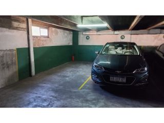 EXCELENTE COCHERA EN BELGRANO
