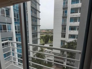 Foto 2 de Vendo departamento en River Towers de la Puntilla, Vía Samborondon (J Luna)