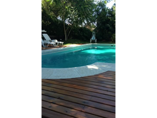 Foto 2 de COMPLEJO DE CABAÑAS A UNA CUADRA DE LA PLAYA EN VALERIA DEL MAR