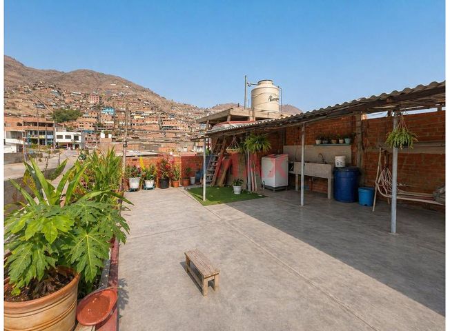 Casa en Venta en Ate - Ansicht 4