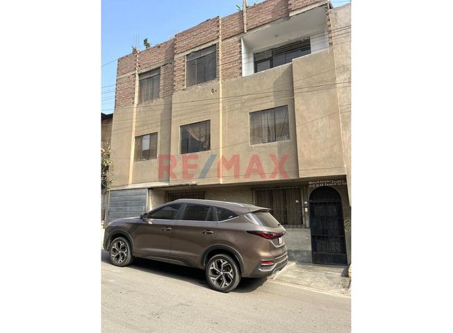 Casa en Venta en Ate - Mehr
