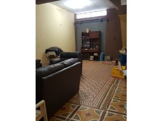 Foto 4 de VENTA DE CASA CERCA AL MERCADO MOSHOQUEQUE EN  JLO DE CHICLAYO