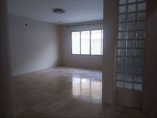 Foto 13 de Bellavista Baja, Venta Casa grande, uso de suelo comercial en calle principal(J.Luna)
