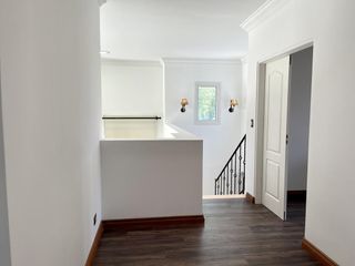 Foto 14 de Importante Casa  en Venta en  Santa Bárbara