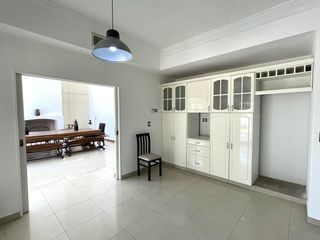 Foto 12 de Importante Casa  en Venta en  Santa Bárbara