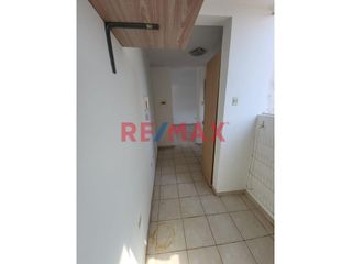 Foto 9 de 🏡 ¡Descubre tu próximo hogar en Piura! 🌟

📍 Ubicación: Urbanización Los Sauces, MZ. B LT. 07, Piura
🏗️ Departamento Flat espacioso y acogedor de 12