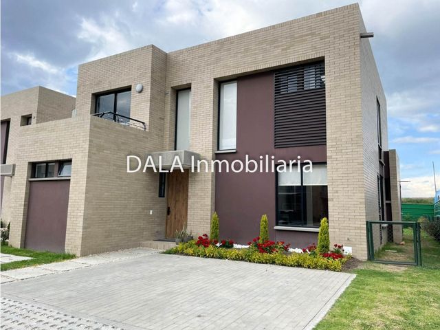 SE VENDE CASA EN CHIA CUNDINAMARCA