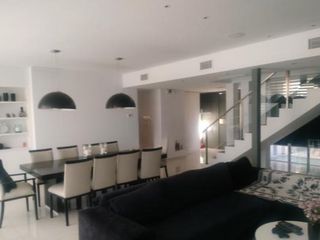 Casa en venta - 3 Dormitorios 6 Baños 4 Cocheras - 626Mts2 - Ringuelet, La Plata