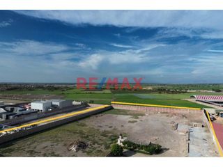 Foto 4 de ALQUILER DE  TERRENO ESTRATÉGICO EN CHICLAYO – PANAMERICANA NORTE KM 794
💰 Precio de alquiler: $15,000.00 mensual

📍 Ubicación: Carretera Panameric