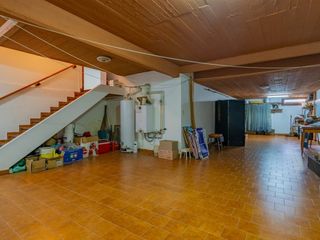 Foto 40 de Venta increible casa de 5 ambientes mas departamento de 2 ambientes