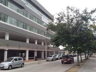 Edificio Comercial - Norte de Guayaquil