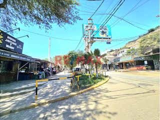 Foto 13 de ¡Construye el éxito en el corazón de Máncora! 🏨

Terreno en venta con ubicación estratégica y doble acceso: 

👉 Acceso directo a la Av. Piura (Pan