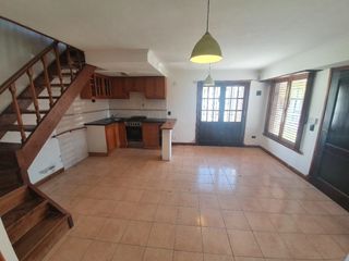 Foto 11 de Dúplex en Venta en Villa Primera