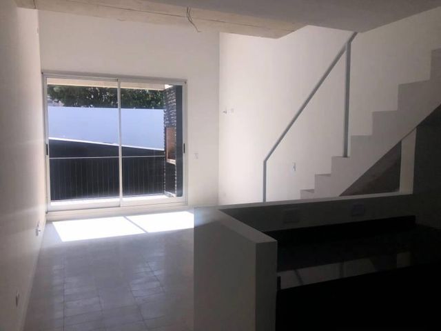 Alquiler - 2 amb. con cochera - Mariano Acha 1600 - Villa Urquiza